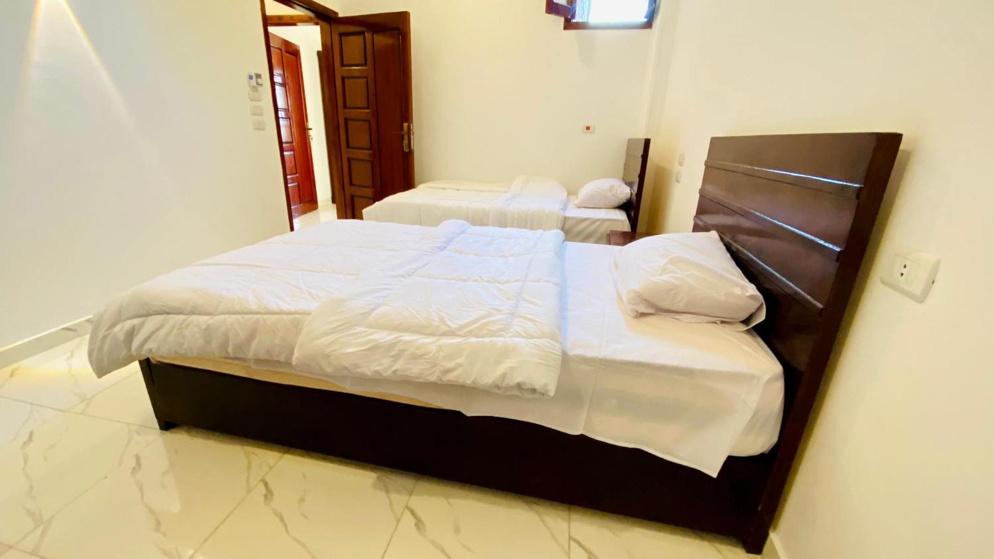 Villa Sun Wing - Guest House Luxor Bagian luar foto