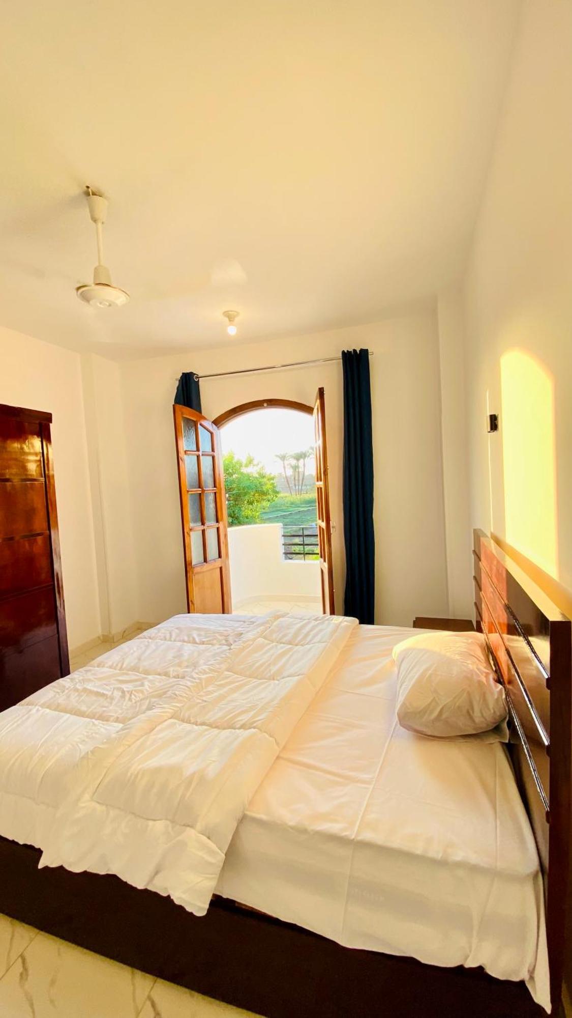 Villa Sun Wing - Guest House Luxor Bagian luar foto